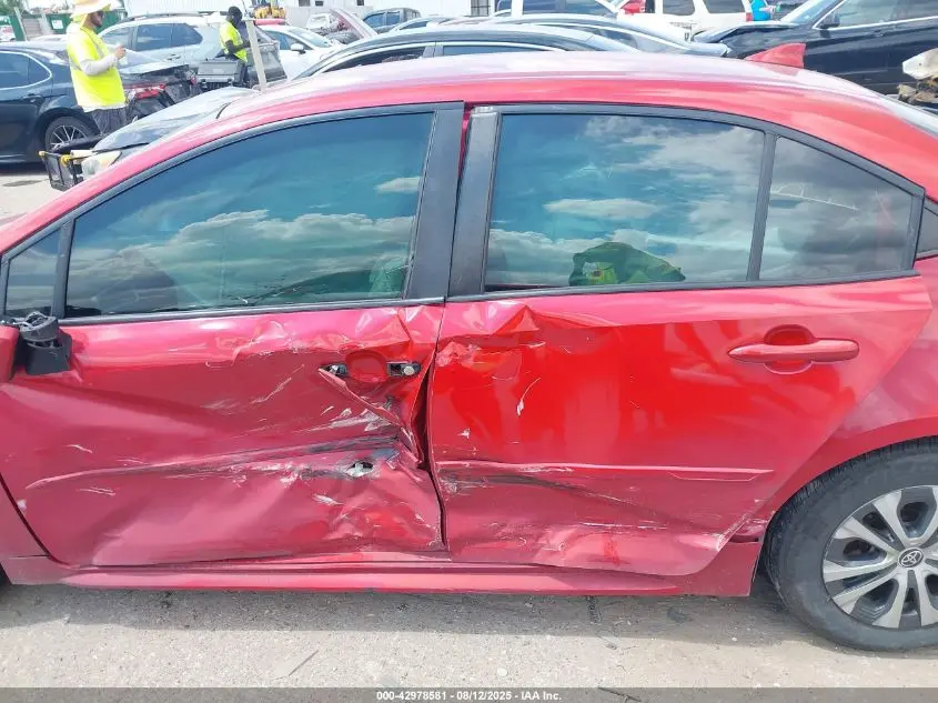 2020 TOYOTA COROLLA HYBRID LE