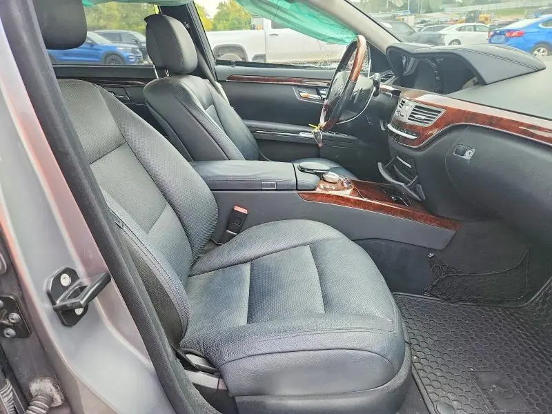 2012 MERCEDES-BENZ S 550  