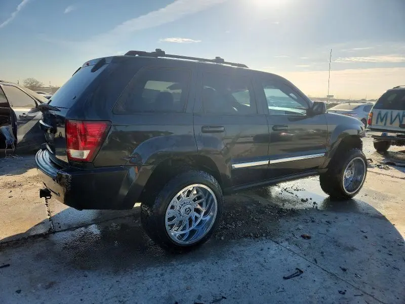 2010 JEEP GRAND CHEROKEE LAREDO  