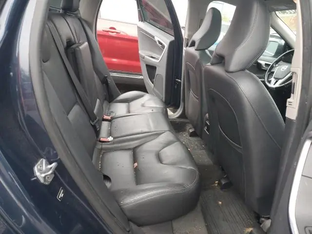 2015 VOLVO XC60 T5 PREMIER  