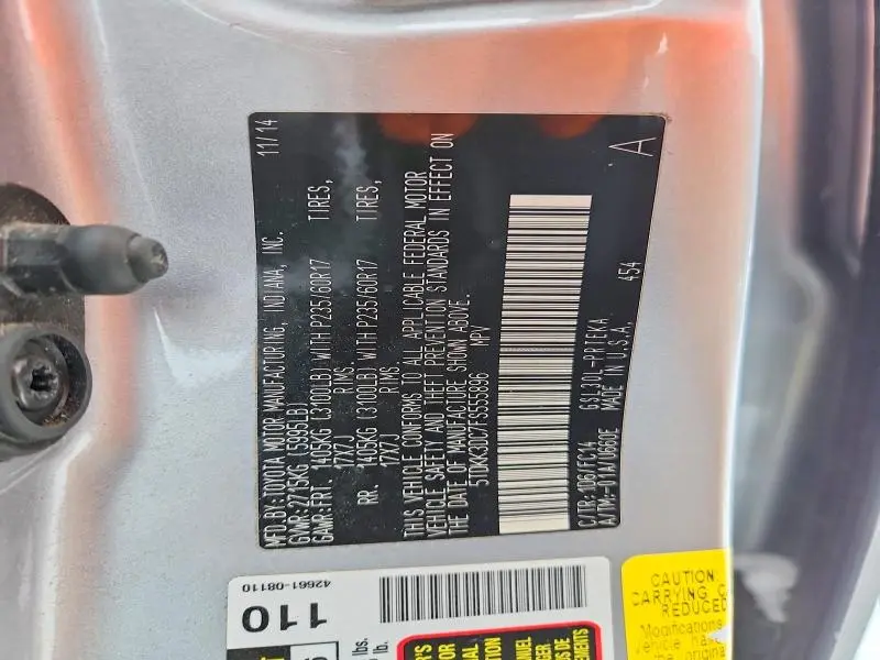 2015 TOYOTA SIENNA LE  