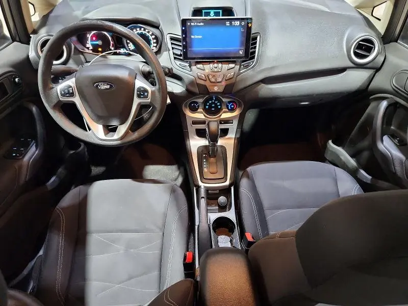 2017 FORD FIESTA SE  