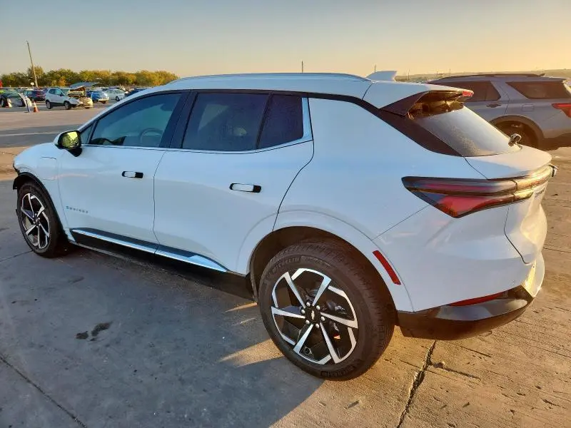 2025 CHEVROLET EQUINOX LT  