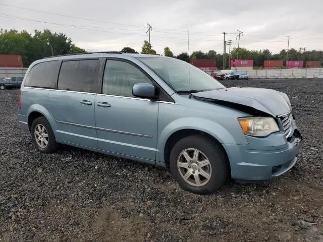 2010 CHRYSLER TOWN & COUNTRY TOURING  