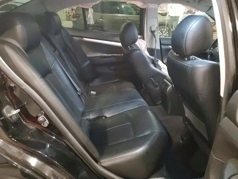 2011 INFINITI G37   