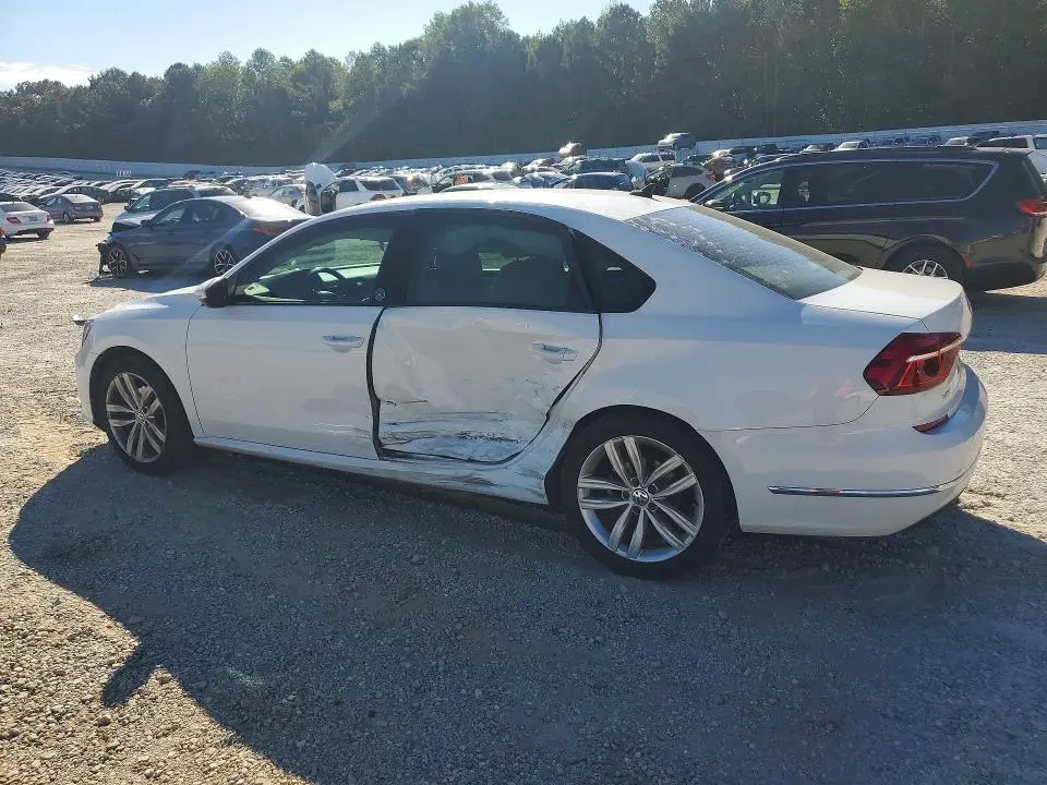 2019 VOLKSWAGEN PASSAT WOLFSBURG  