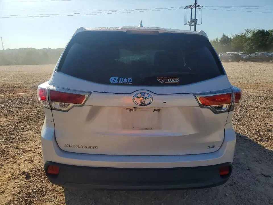 2014 TOYOTA HIGHLANDER LE PLUS  