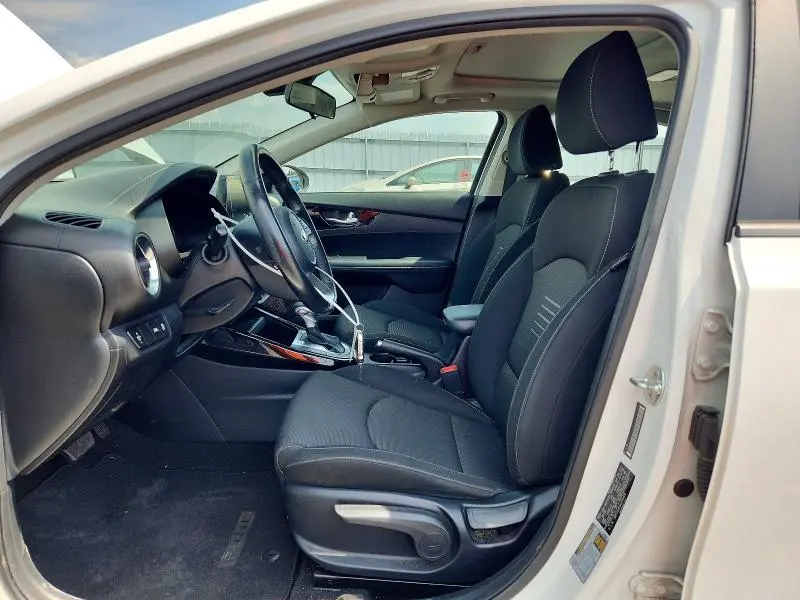 2019 KIA FORTE S  