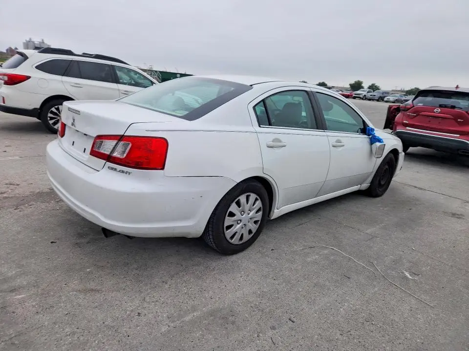 2011 MITSUBISHI GALANT   