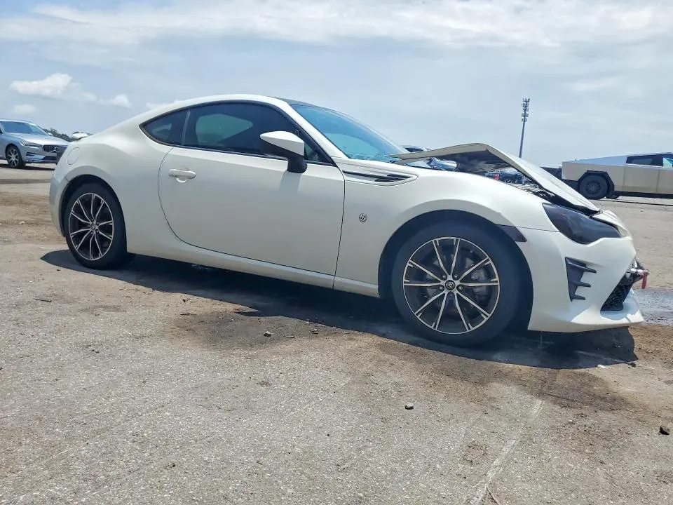 2019 TOYOTA 86 BASE  