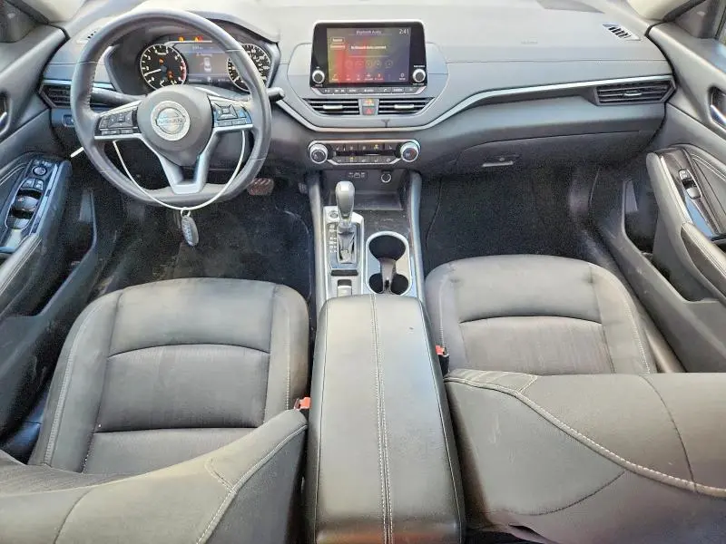 2021 NISSAN ALTIMA SV  