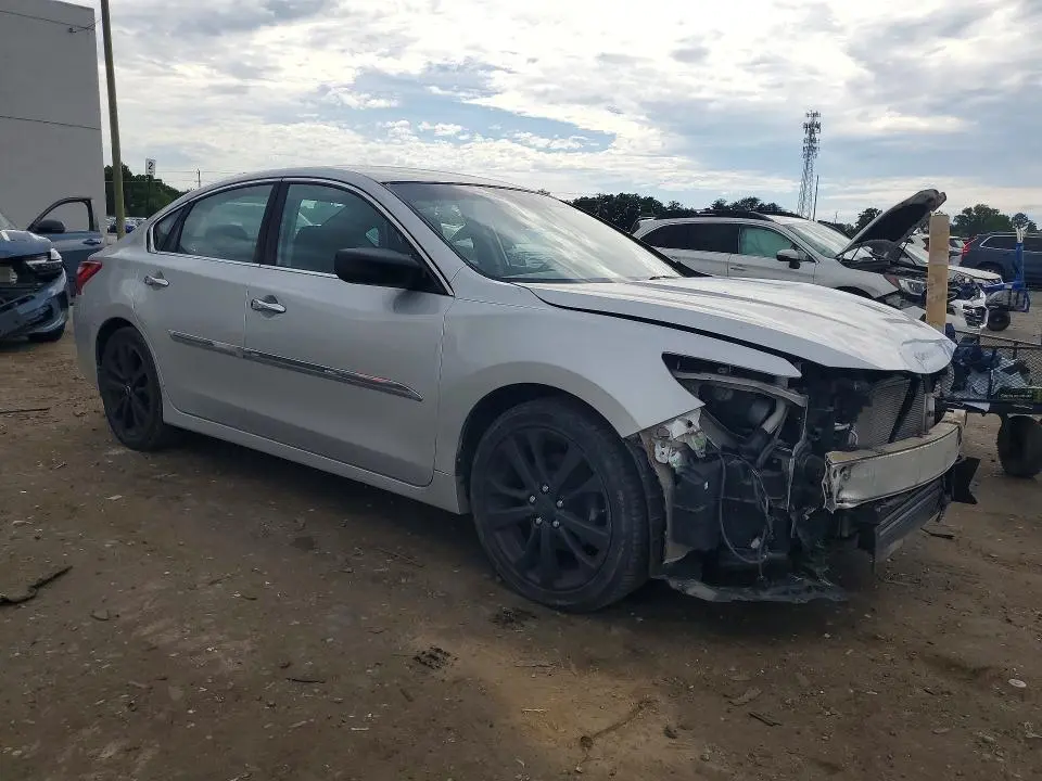 2016 NISSAN ALTIMA 2.5 SR  