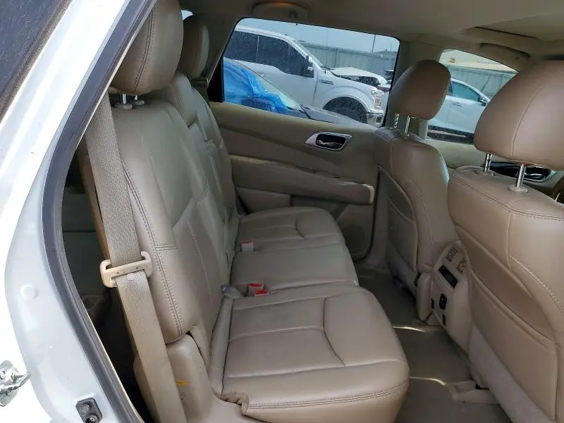 2014 NISSAN PATHFINDER S  