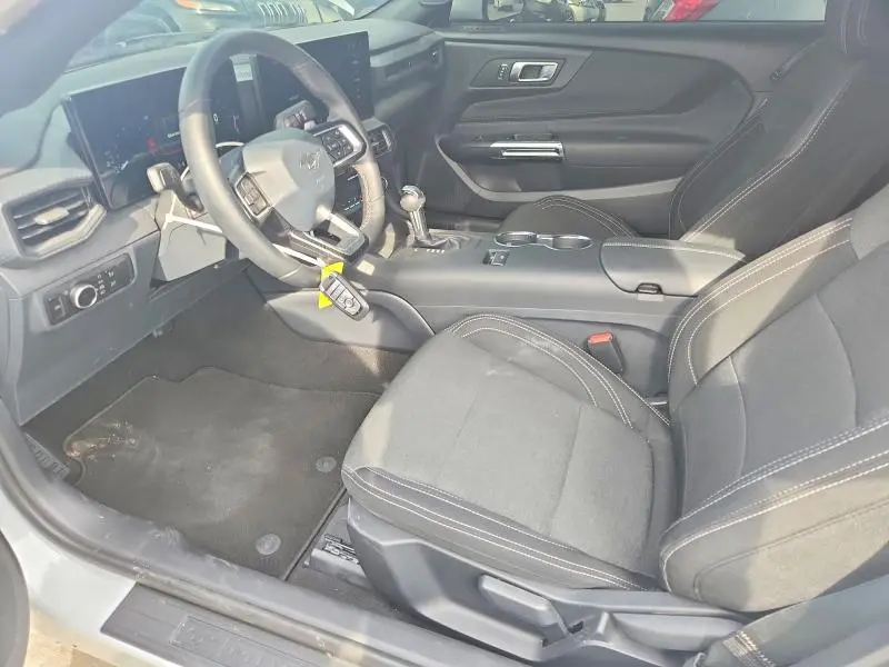 2025 FORD MUSTANG GT  