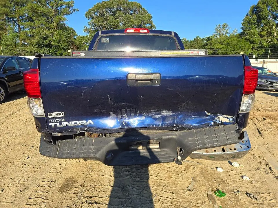 2011 TOYOTA TUNDRA CREWMAX SR5  
