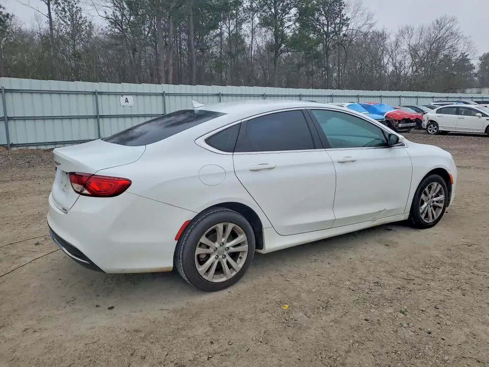 2017 CHRYSLER 200   