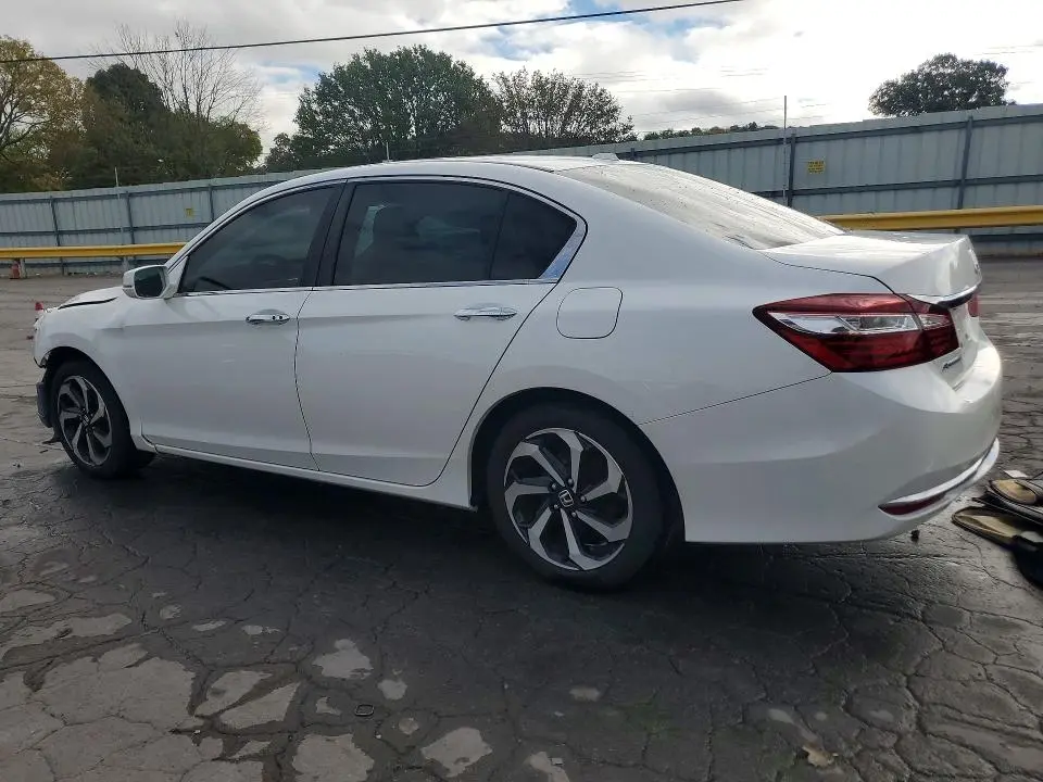 2017 HONDA ACCORD EX  
