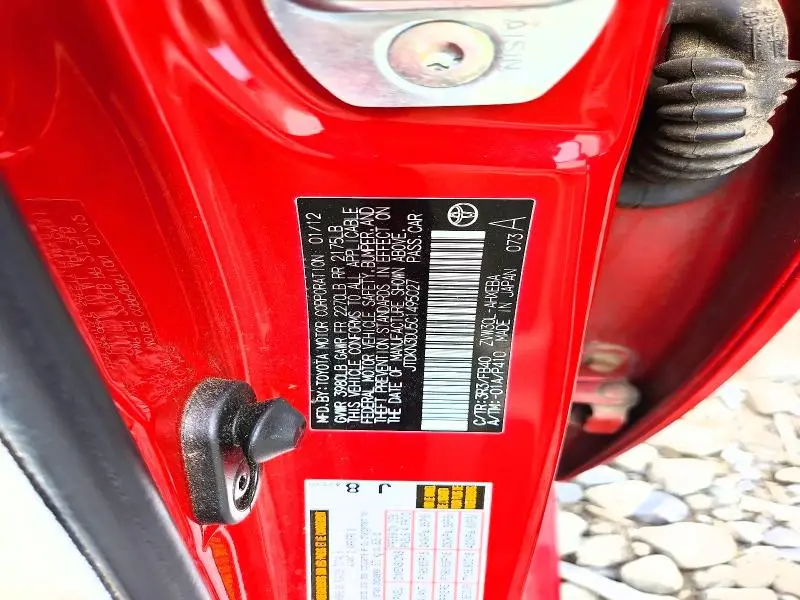 2012 TOYOTA PRIUS THREE  