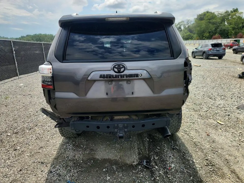 2014 TOYOTA 4RUNNER SR5 PREMIUM  