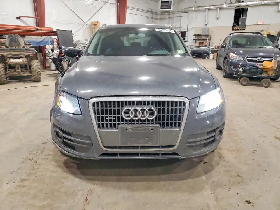 2011 AUDI Q5 PREMIUM PLUS  