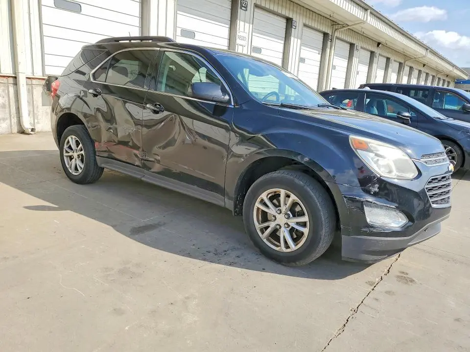 2017 CHEVROLET EQUINOX LT  