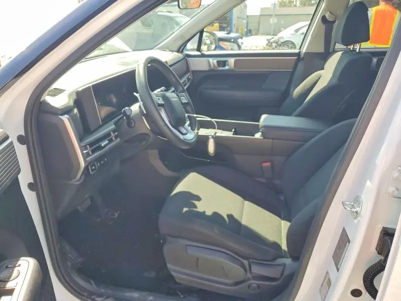 2025 HYUNDAI SANTA FE SE  