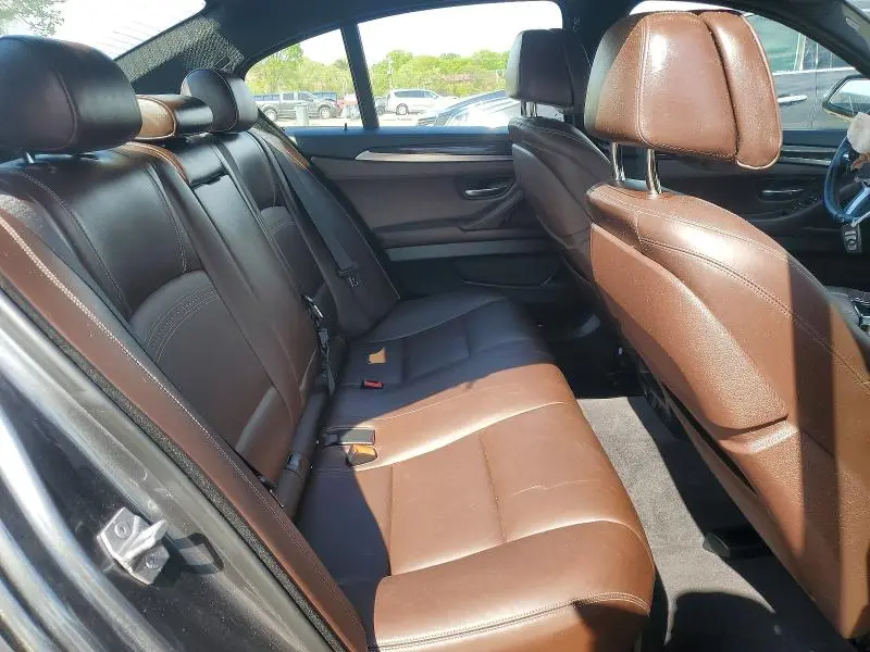 2016 BMW 550 XI  