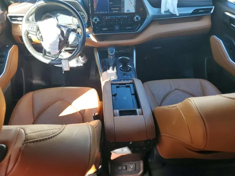 2021 TOYOTA HIGHLANDER HYBRID PLATINUM  