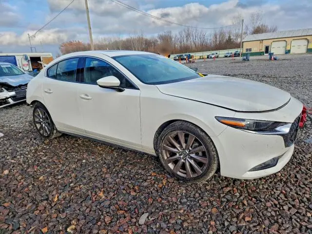 2019 MAZDA 3 PREMIUM  