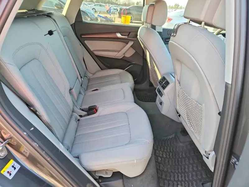 2022 AUDI Q5 PREMIUM 45  