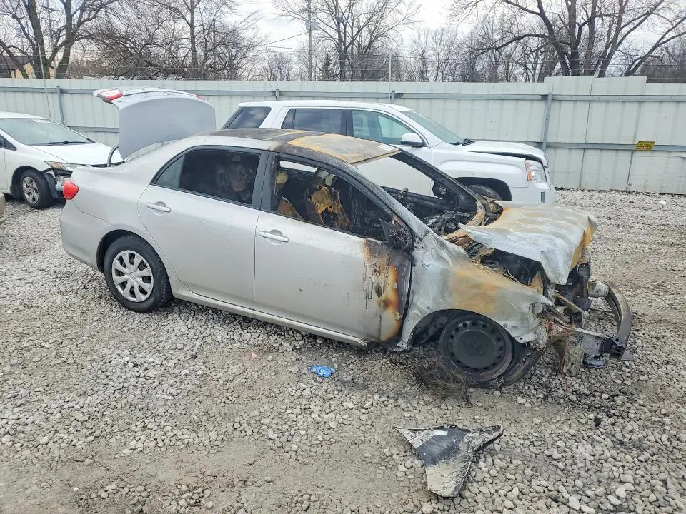 2011 TOYOTA COROLLA LE  