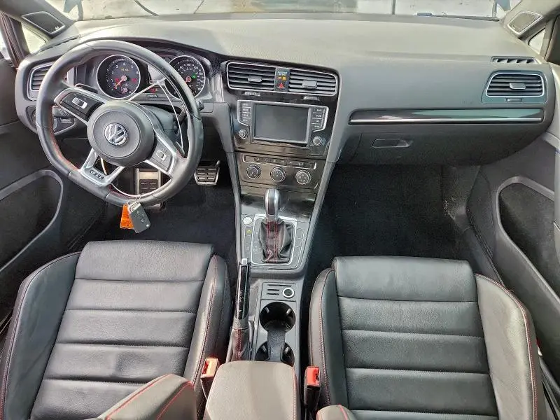 2017 VOLKSWAGEN GTI S/SE  