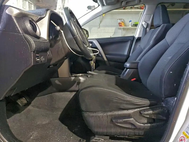 2017 TOYOTA RAV4 XLE  