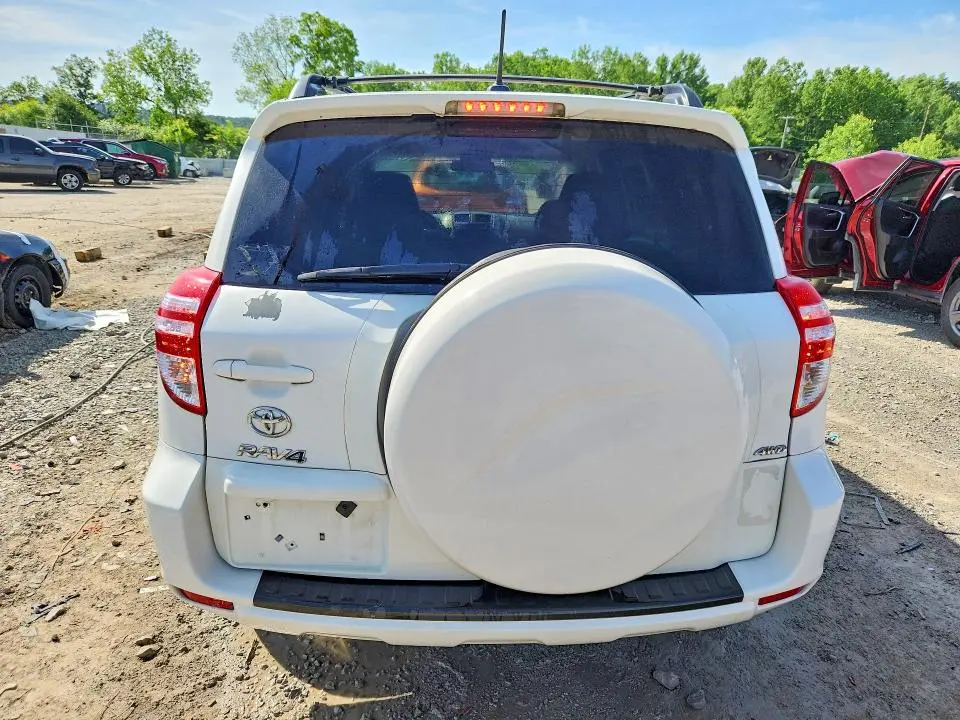 2012 TOYOTA RAV4 BASE  