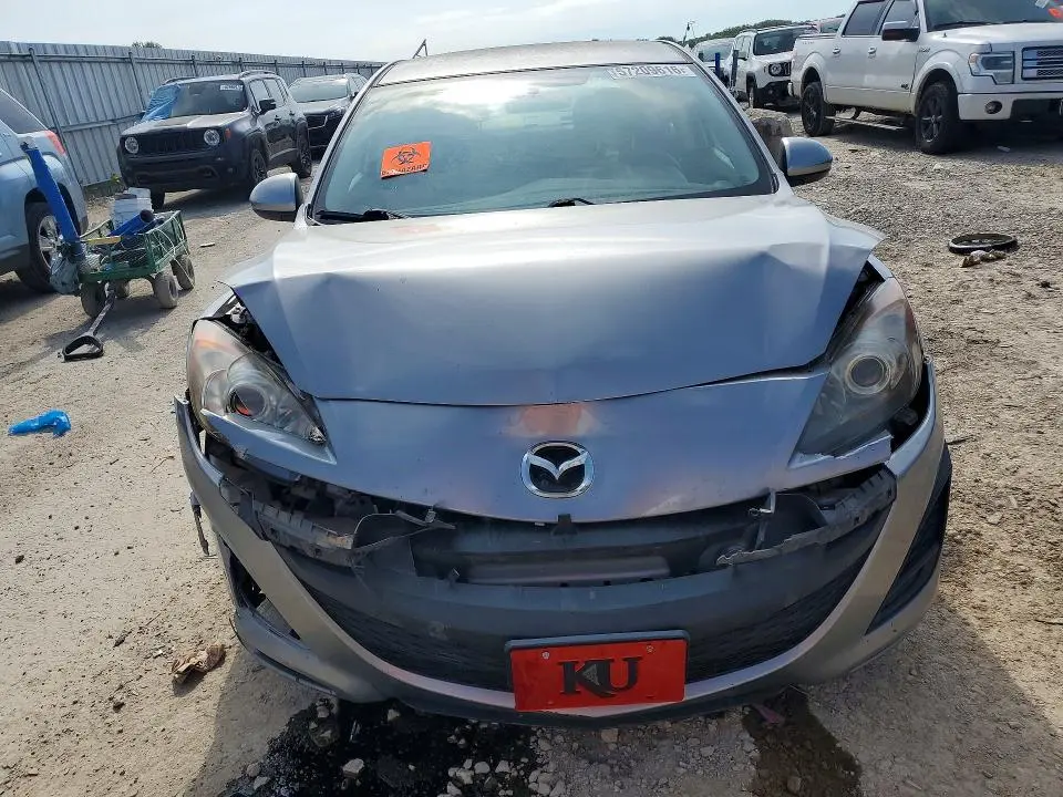 2011 MAZDA 3 I  