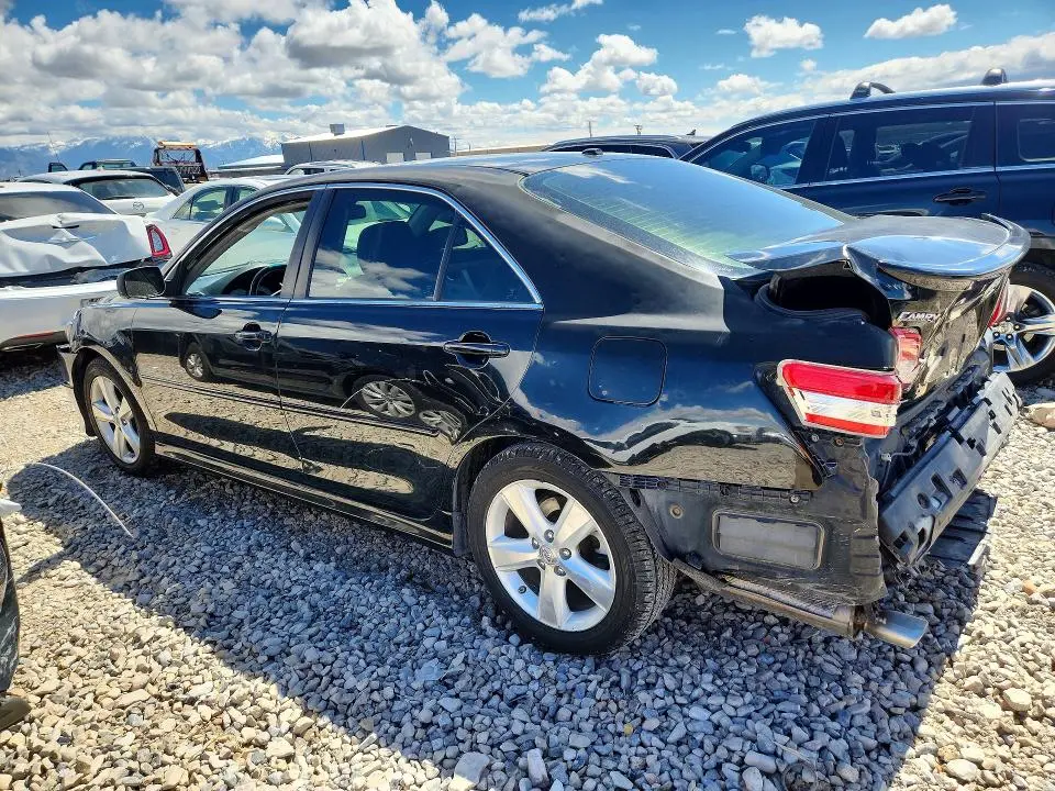 2010 TOYOTA CAMRY SE  