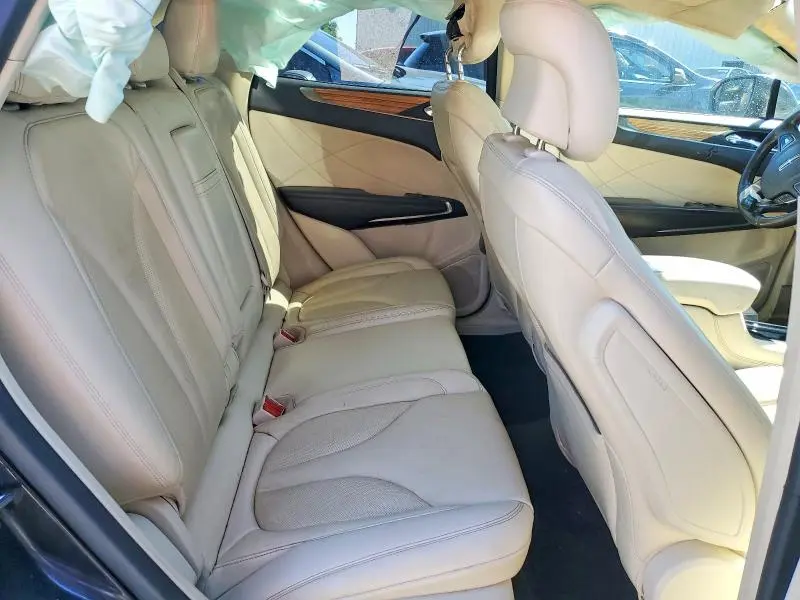 2015 LINCOLN MKC   
