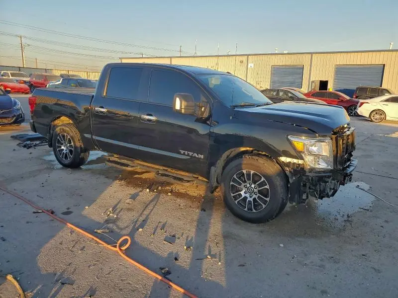 2021 NISSAN TITAN SV  