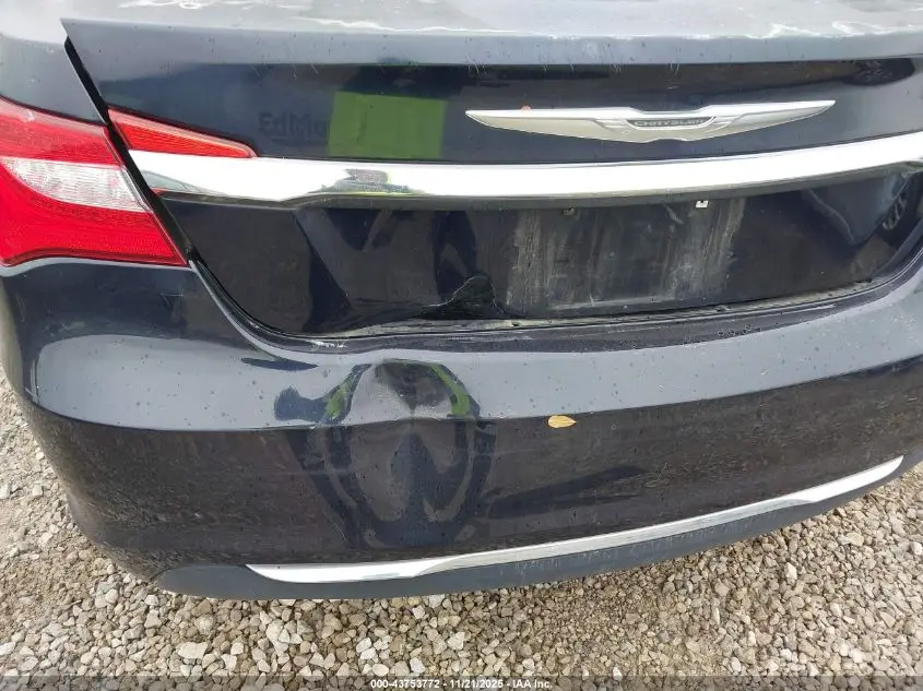 2011 CHRYSLER 200 TOURING