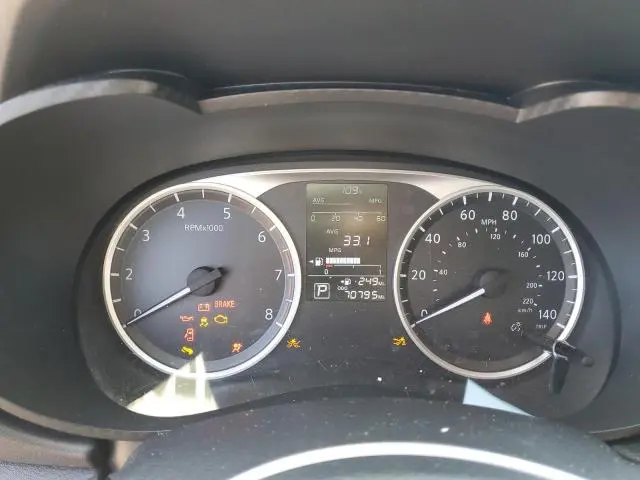 2020 NISSAN VERSA S  