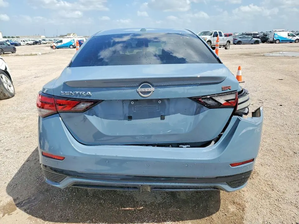 2024 NISSAN SENTRA SR  