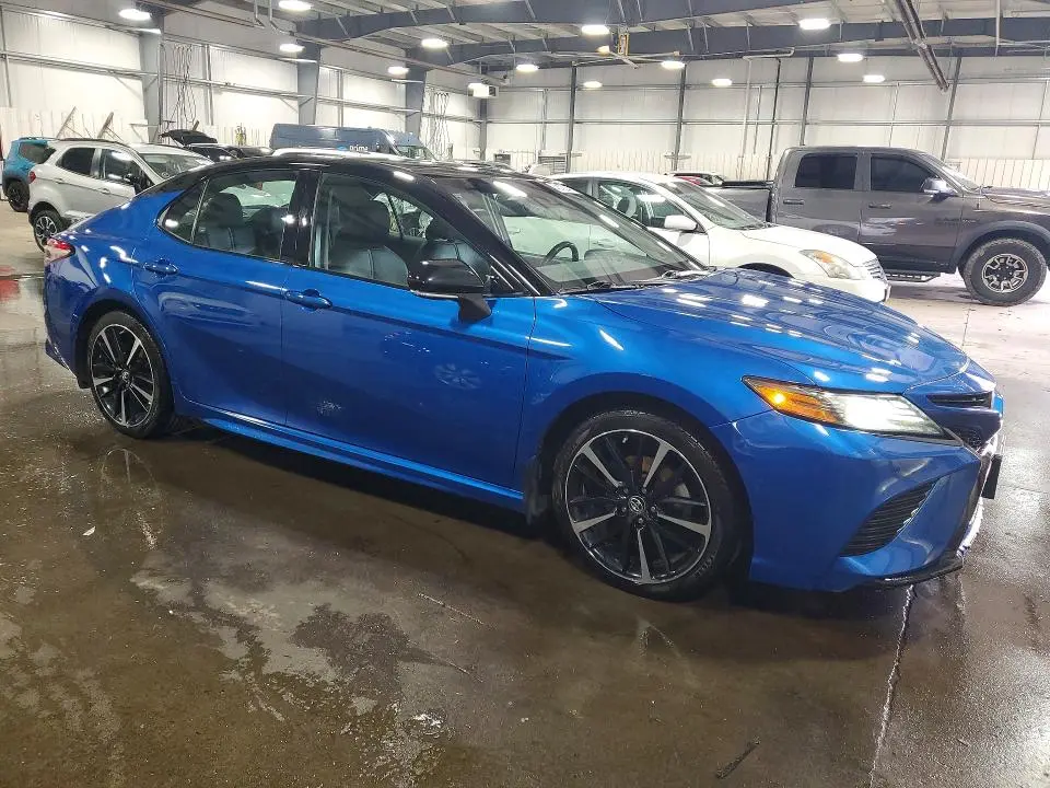 2018 TOYOTA CAMRY XSE  