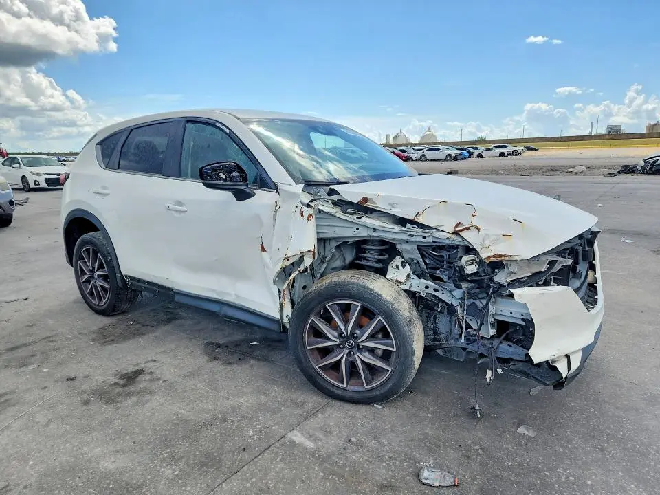 2018 MAZDA CX-5 TOURING  