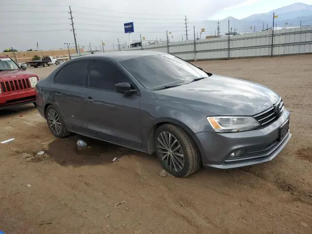 2015 VOLKSWAGEN JETTA SE  