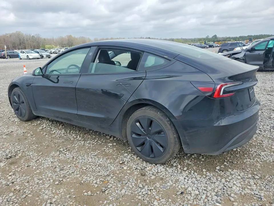 2024 TESLA MODEL 3   