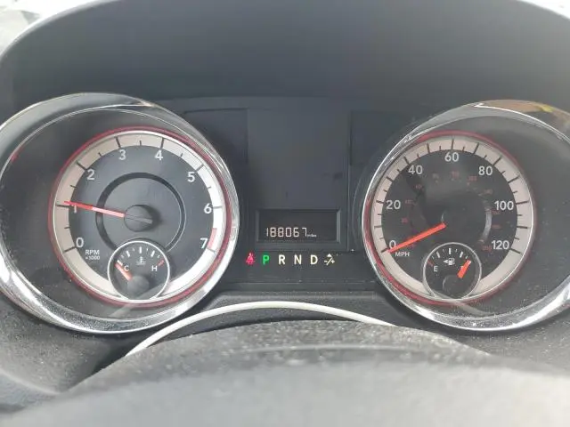 2016 DODGE GRAND CARAVAN SE  
