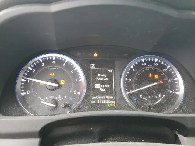 2019 TOYOTA HIGHLANDER SE  