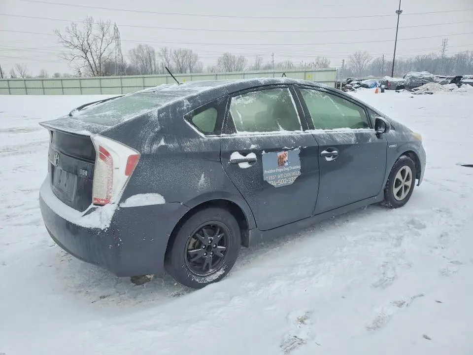 2013 TOYOTA PRIUS   
