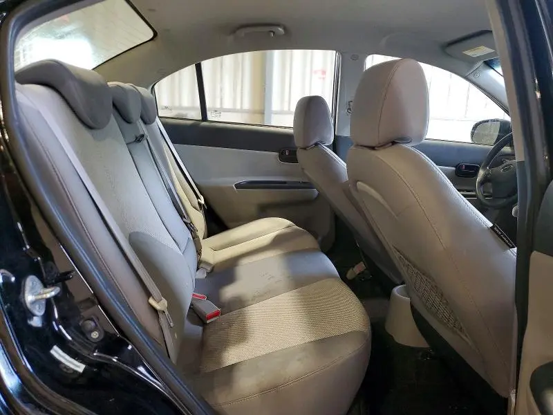 2011 HYUNDAI ACCENT GLS  