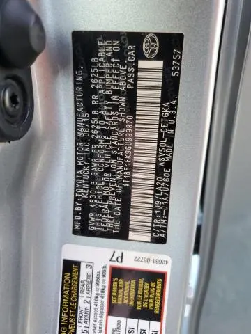 2016 TOYOTA CAMRY LE  